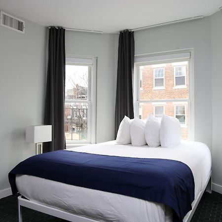 Stylish Studio On Newbury Street, #10 Бостон Экстерьер фото