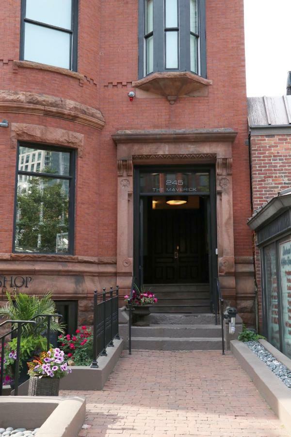 Stylish Studio On Newbury Street, #10 Бостон Экстерьер фото